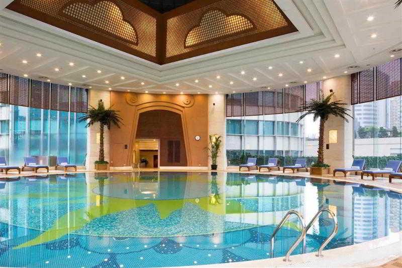 Pullman Shanghai Skyway Bagian luar foto