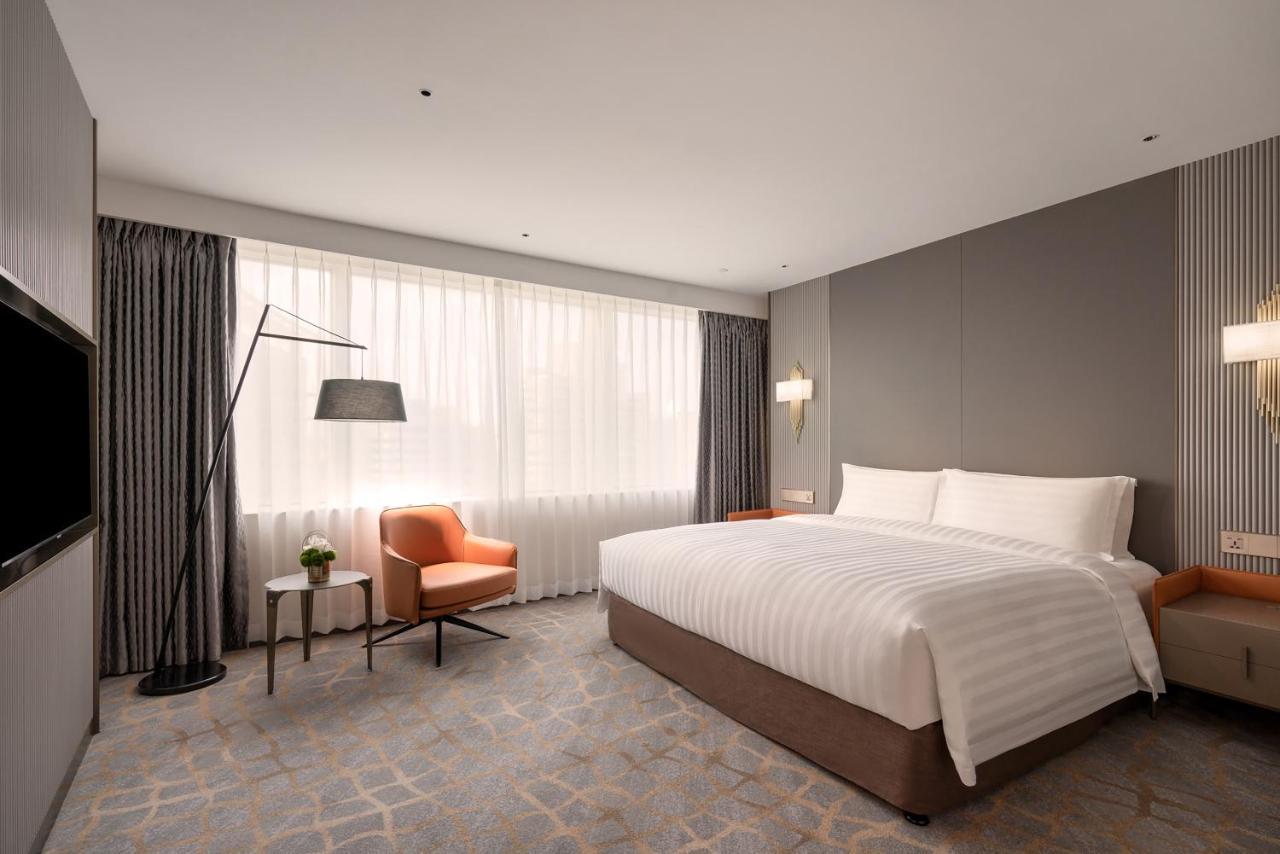 Pullman Shanghai Skyway Bagian luar foto
