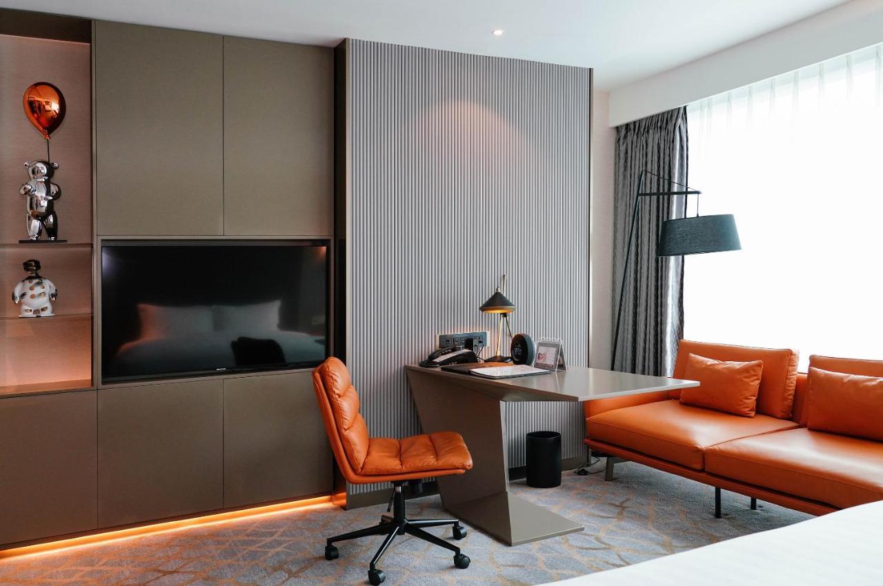 Pullman Shanghai Skyway Bagian luar foto