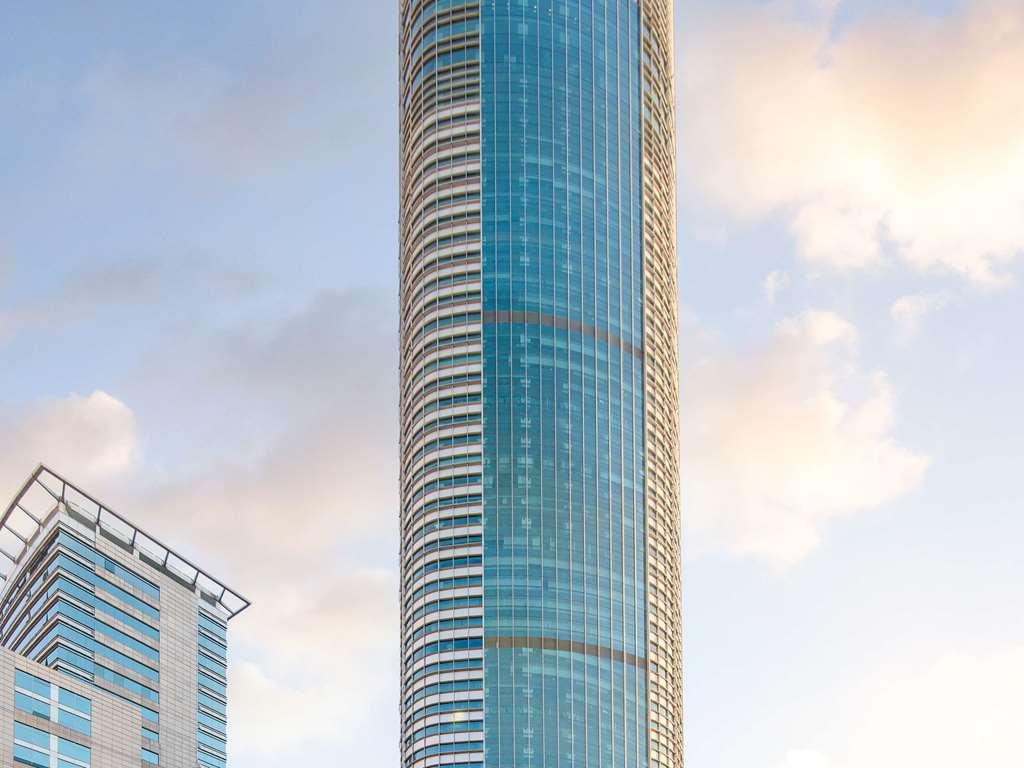 Pullman Shanghai Skyway Bagian luar foto