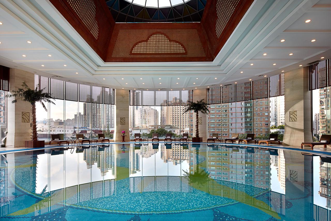 Pullman Shanghai Skyway Bagian luar foto